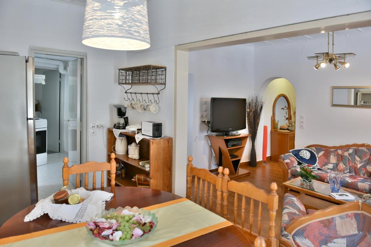 Grandmas Guest House Идра Экстерьер фото